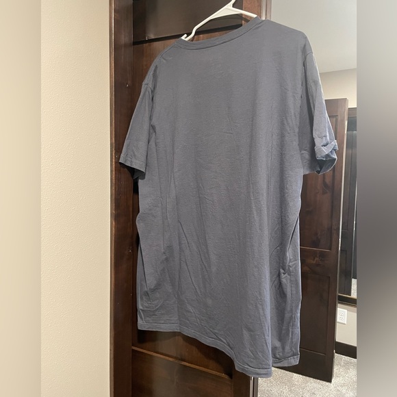 Oakley Regular Fit Tshirt - Picture 2 of 3